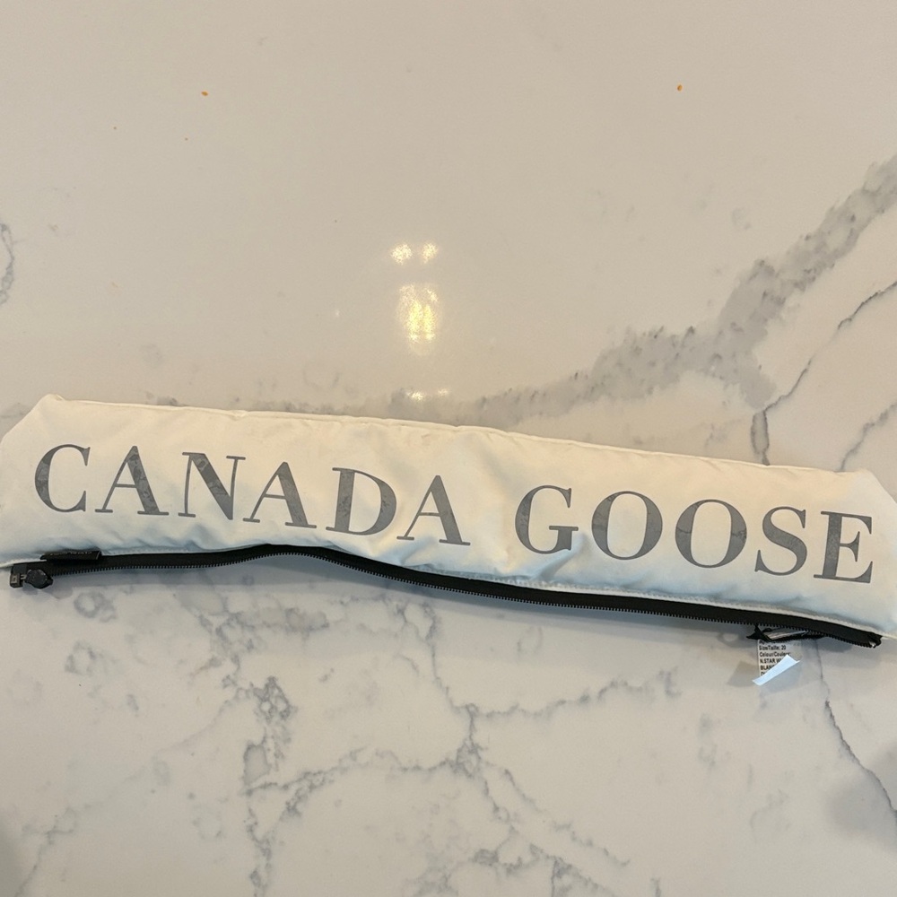 Canada Goose Reflective Hood Trim - Silverbirch